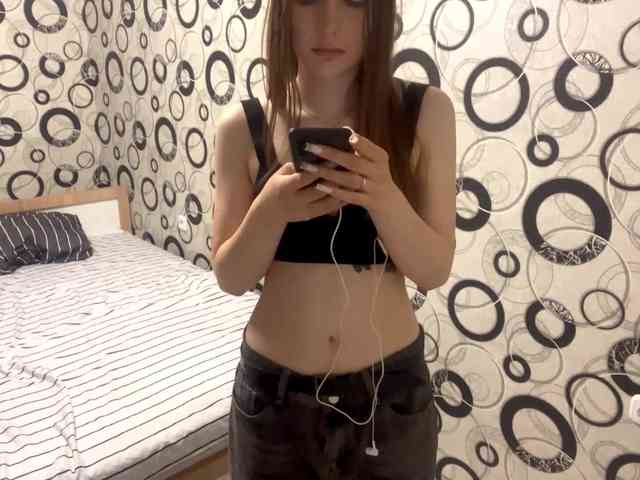 EveliaShimaoka webcam
