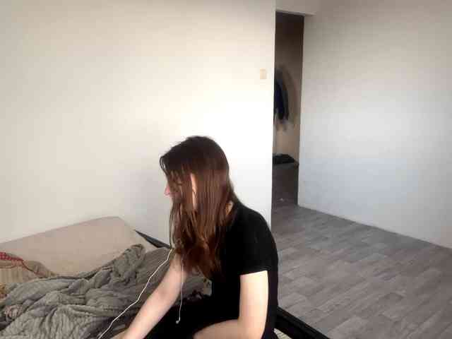 EveliaShimaoka webcam