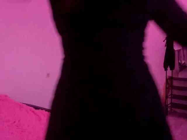EveliaShimaoka webcam