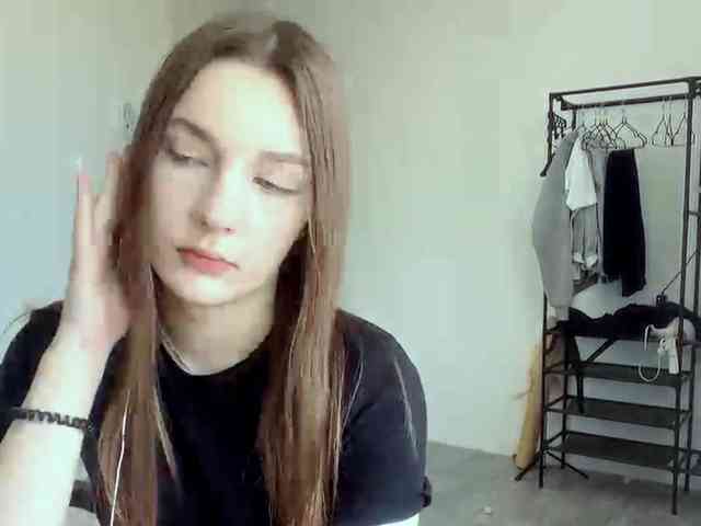 EveliaShimaoka webcam
