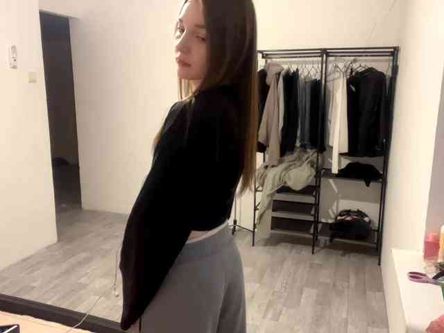 EveliaShimaoka webcam