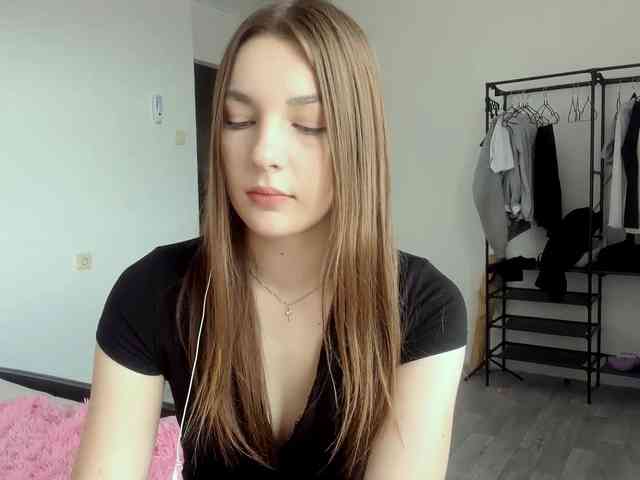 EveliaShimaoka webcam