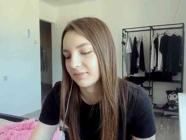 EveliaShimaoka webcam