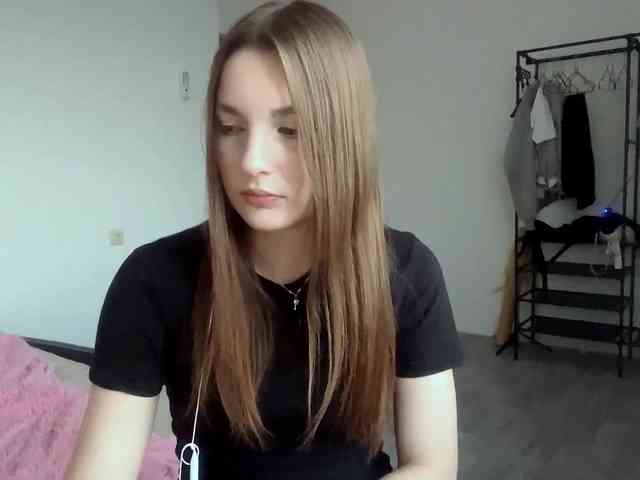 EveliaShimaoka webcam