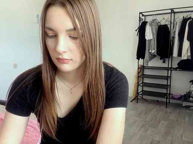 EveliaShimaoka webcam