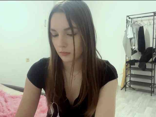 EveliaShimaoka webcam