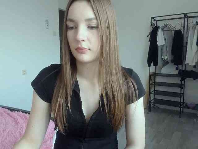 EveliaShimaoka webcam