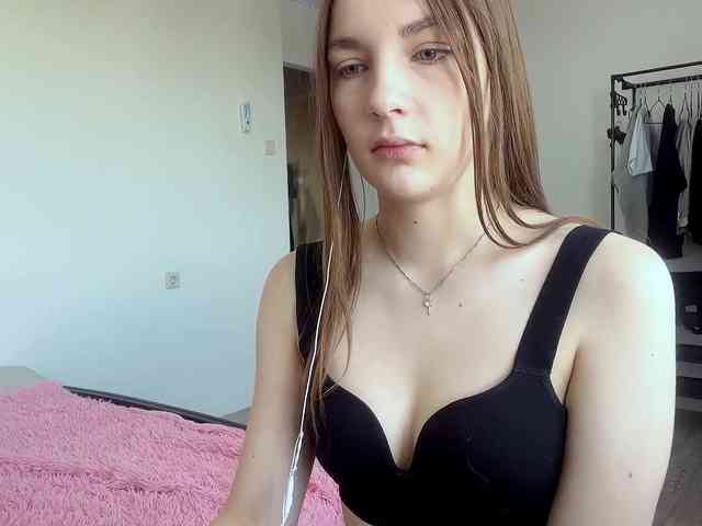 EveliaShimaoka webcam