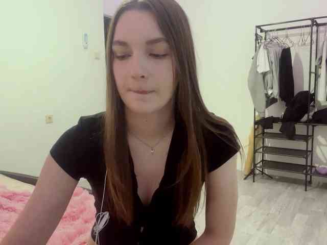 EveliaShimaoka webcam