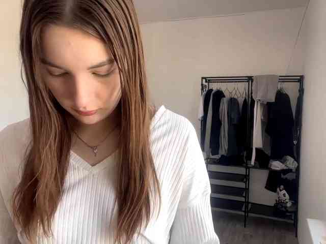 EveliaShimaoka webcam