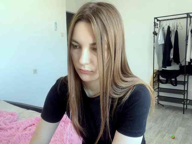 EveliaShimaoka webcam