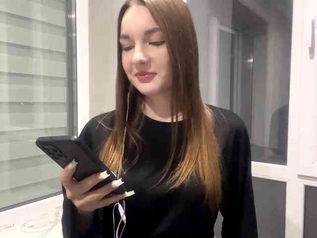 EveliaShimaoka webcam