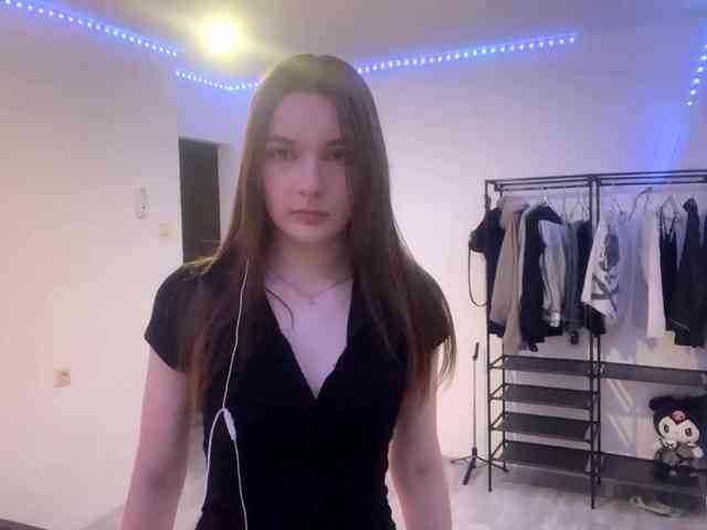 EveliaShimaoka webcam