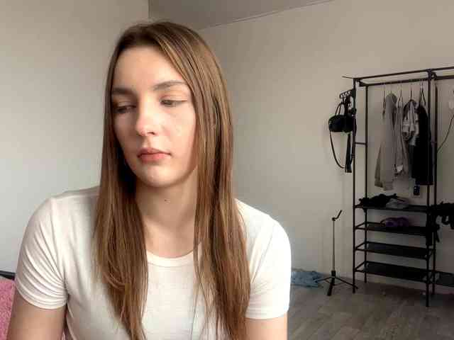 EveliaShimaoka webcam
