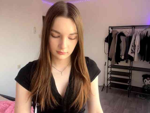 EveliaShimaoka webcam