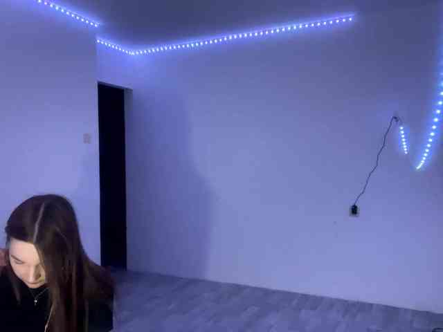 EveliaShimaoka webcam