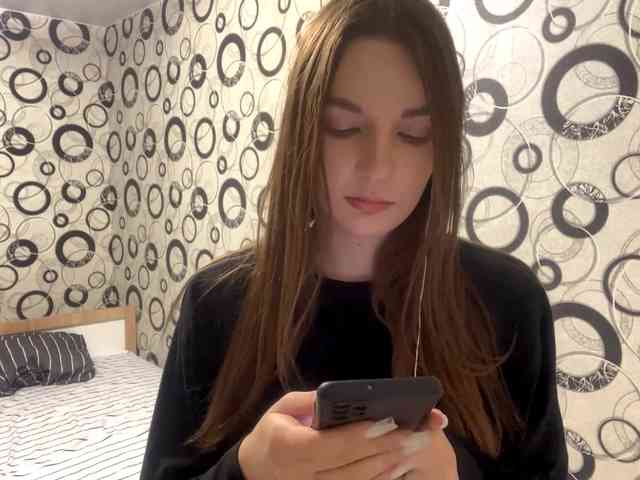 EveliaShimaoka webcam
