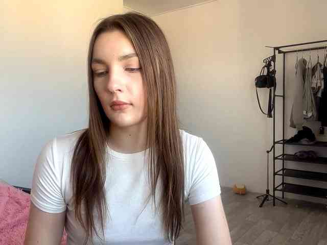 EveliaShimaoka webcam