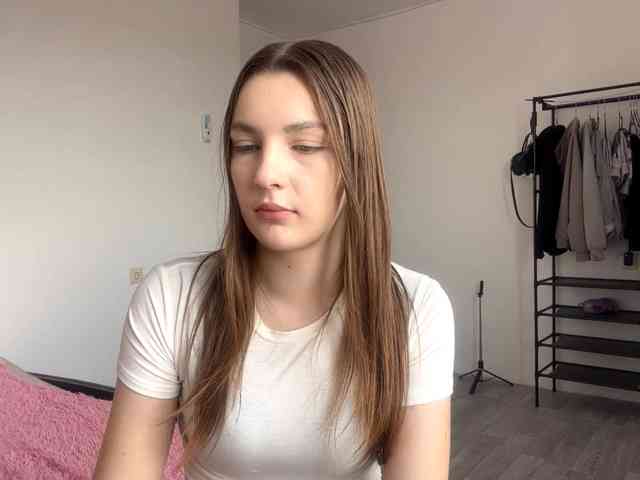EveliaShimaoka webcam