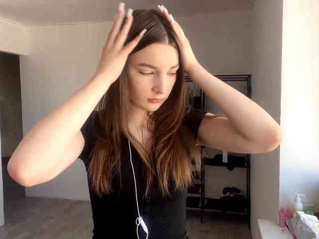 EveliaShimaoka webcam