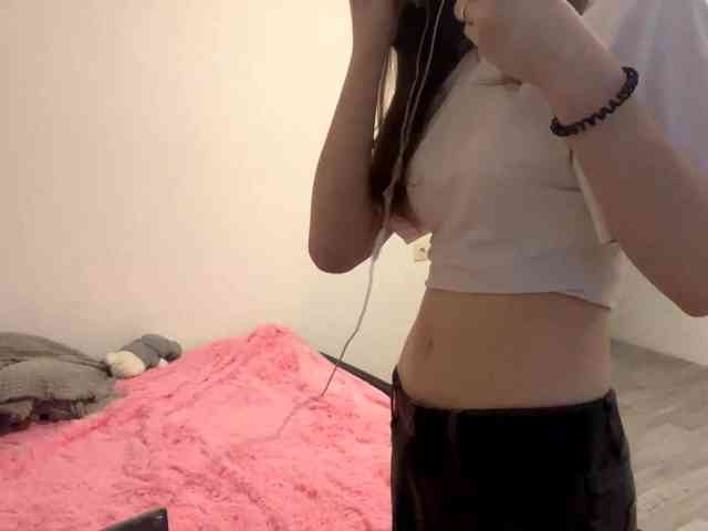 EveliaShimaoka webcam