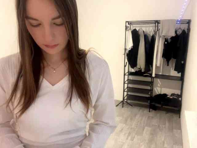 EveliaShimaoka webcam