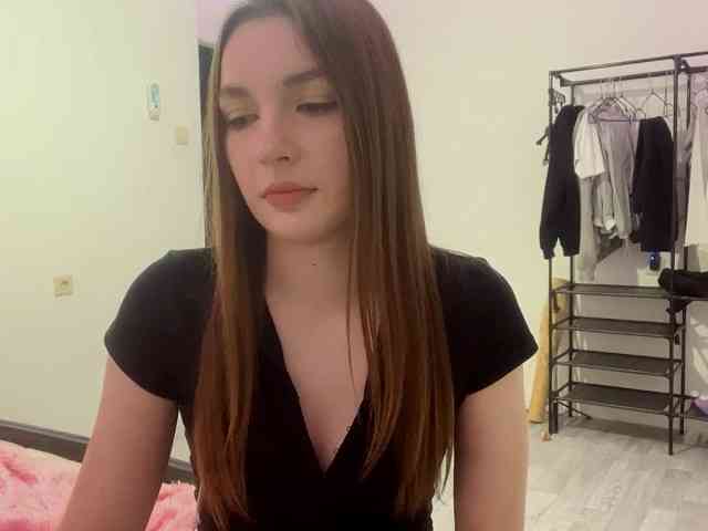 EveliaShimaoka webcam
