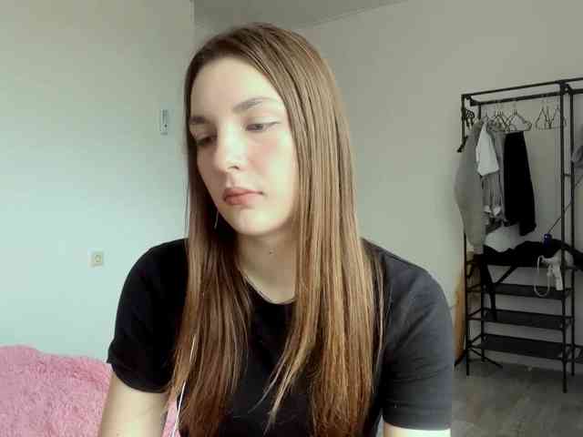EveliaShimaoka webcam