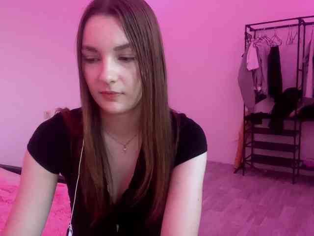 EveliaShimaoka webcam