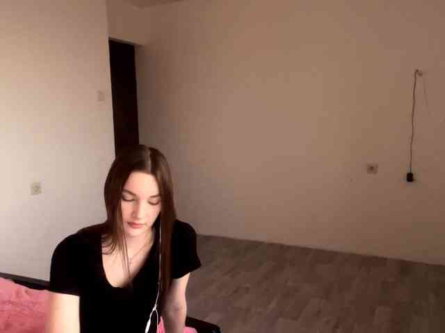 EveliaShimaoka webcam