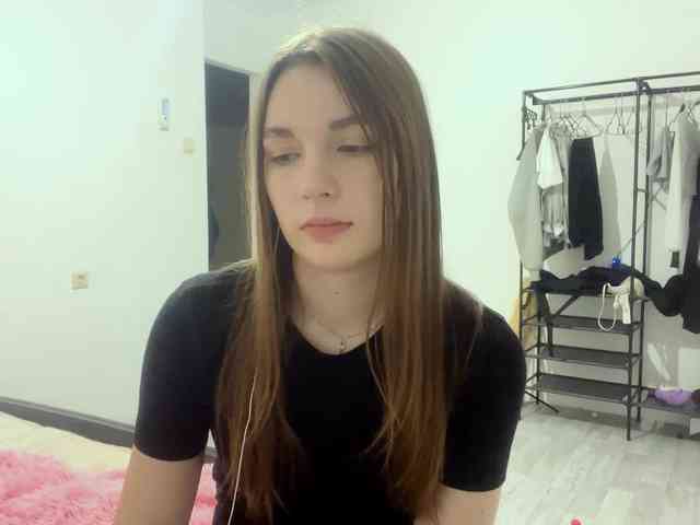 EveliaShimaoka webcam