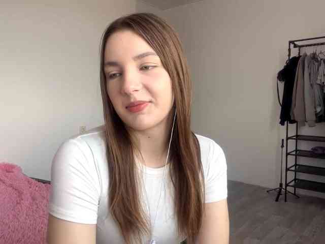 EveliaShimaoka webcam