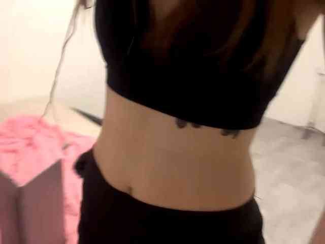 EveliaShimaoka webcam