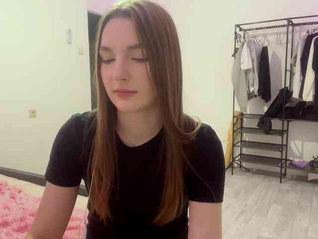 EveliaShimaoka webcam