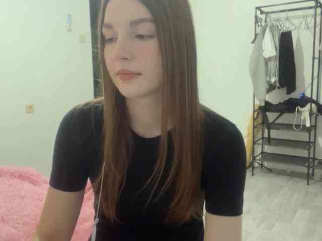 EveliaShimaoka webcam