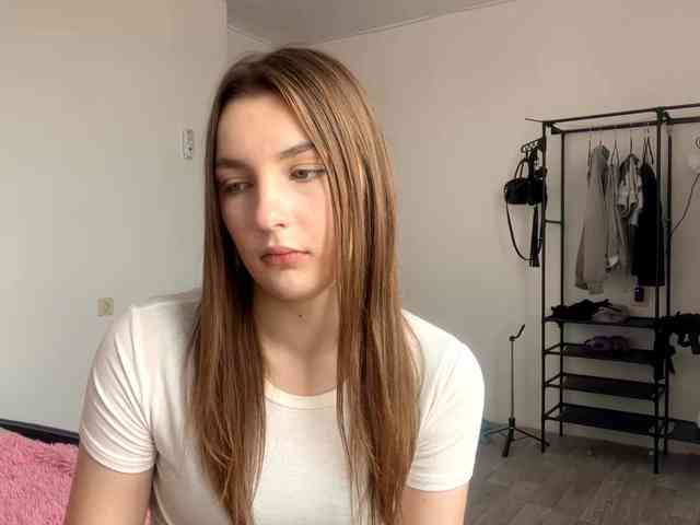 EveliaShimaoka webcam