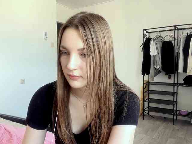 EveliaShimaoka webcam