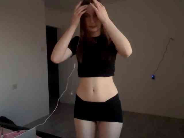 EveliaShimaoka webcam