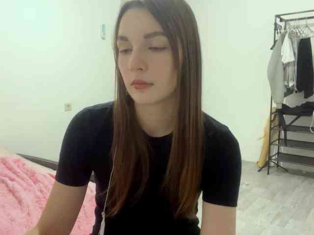 EveliaShimaoka webcam