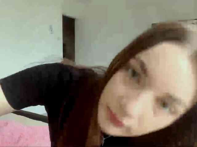 EveliaShimaoka webcam
