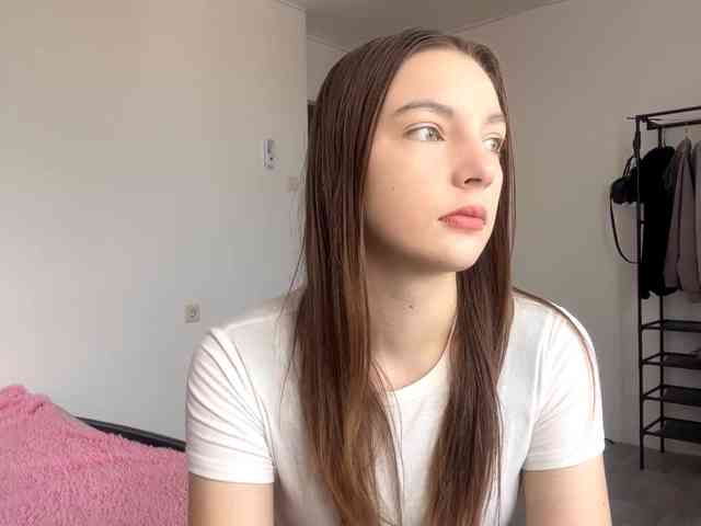EveliaShimaoka webcam