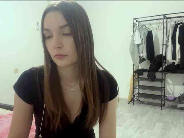 EveliaShimaoka webcam