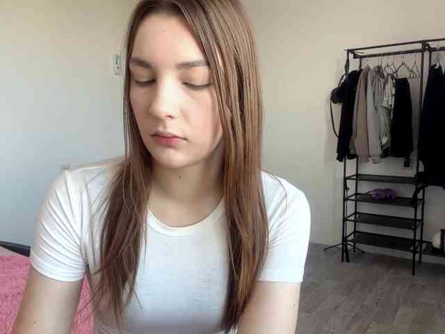 EveliaShimaoka webcam