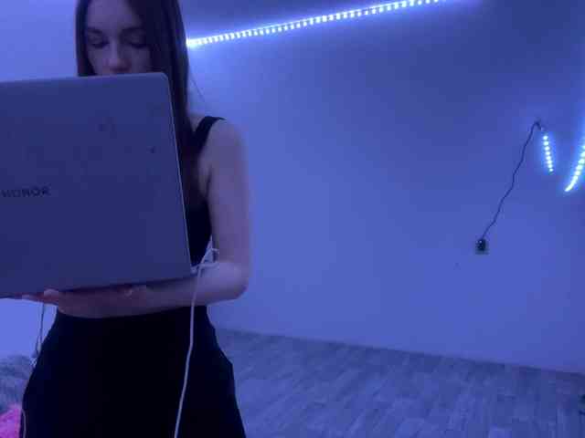 EveliaShimaoka webcam