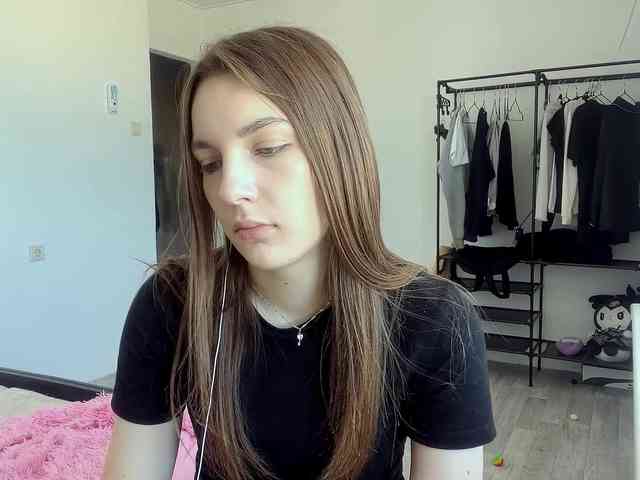 EveliaShimaoka webcam