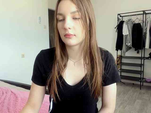 EveliaShimaoka webcam