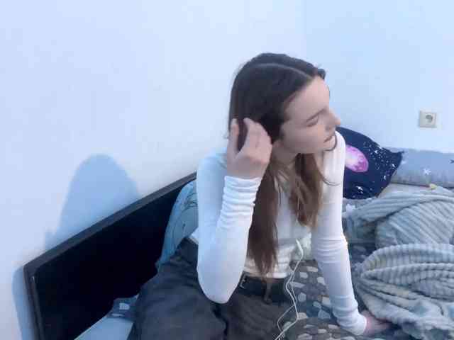 EveliaShimaoka webcam