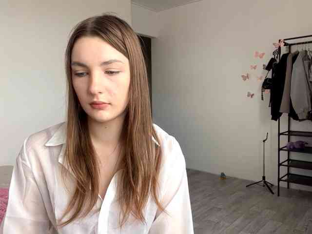 EveliaShimaoka webcam