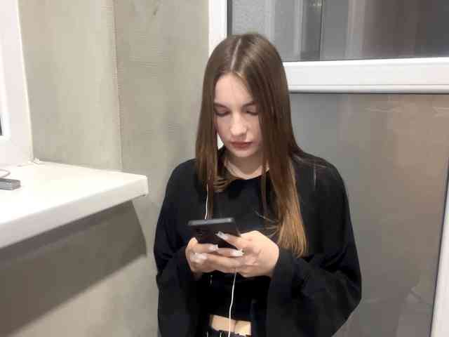 EveliaShimaoka webcam