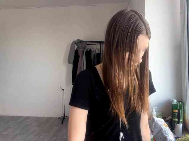 EveliaShimaoka webcam